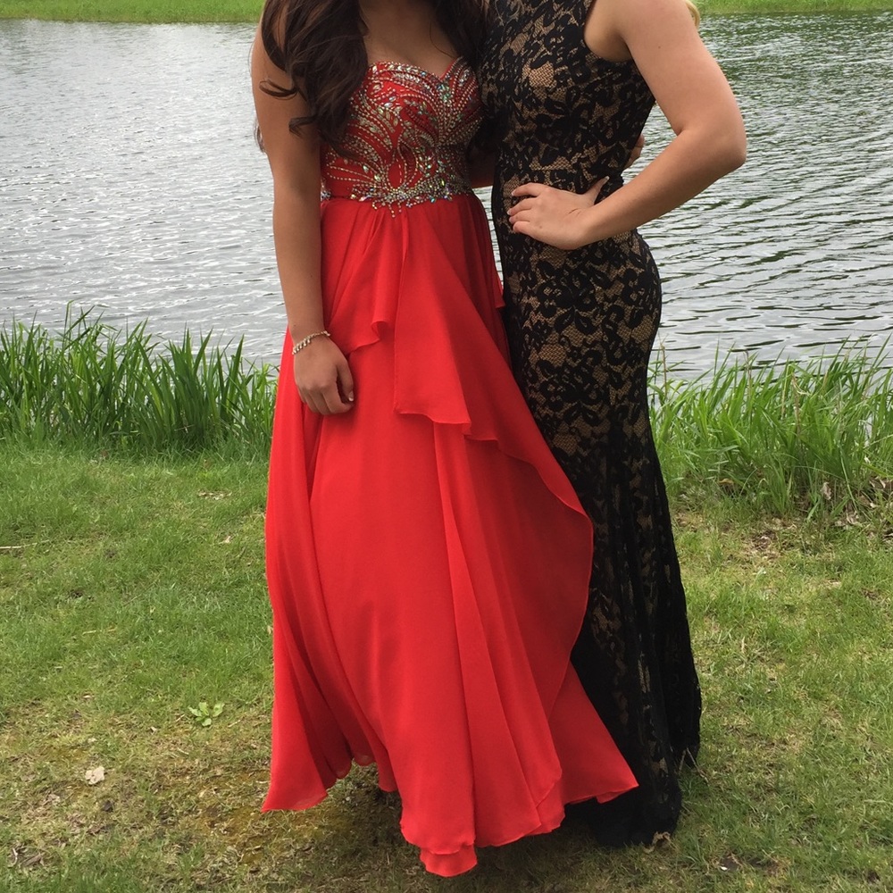 Prom Dress - Picture 3 of 6